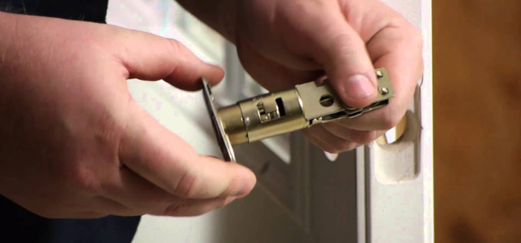 Front door lock repair in Redwood City
